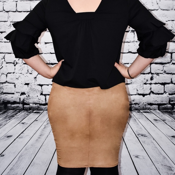 Suede Camel Bodycon Skirt (Plus) - Picture 7 of 7